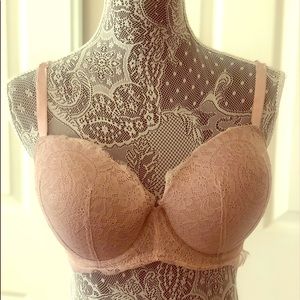 Victoria Secrets Dream Angels Bra Size 36DD